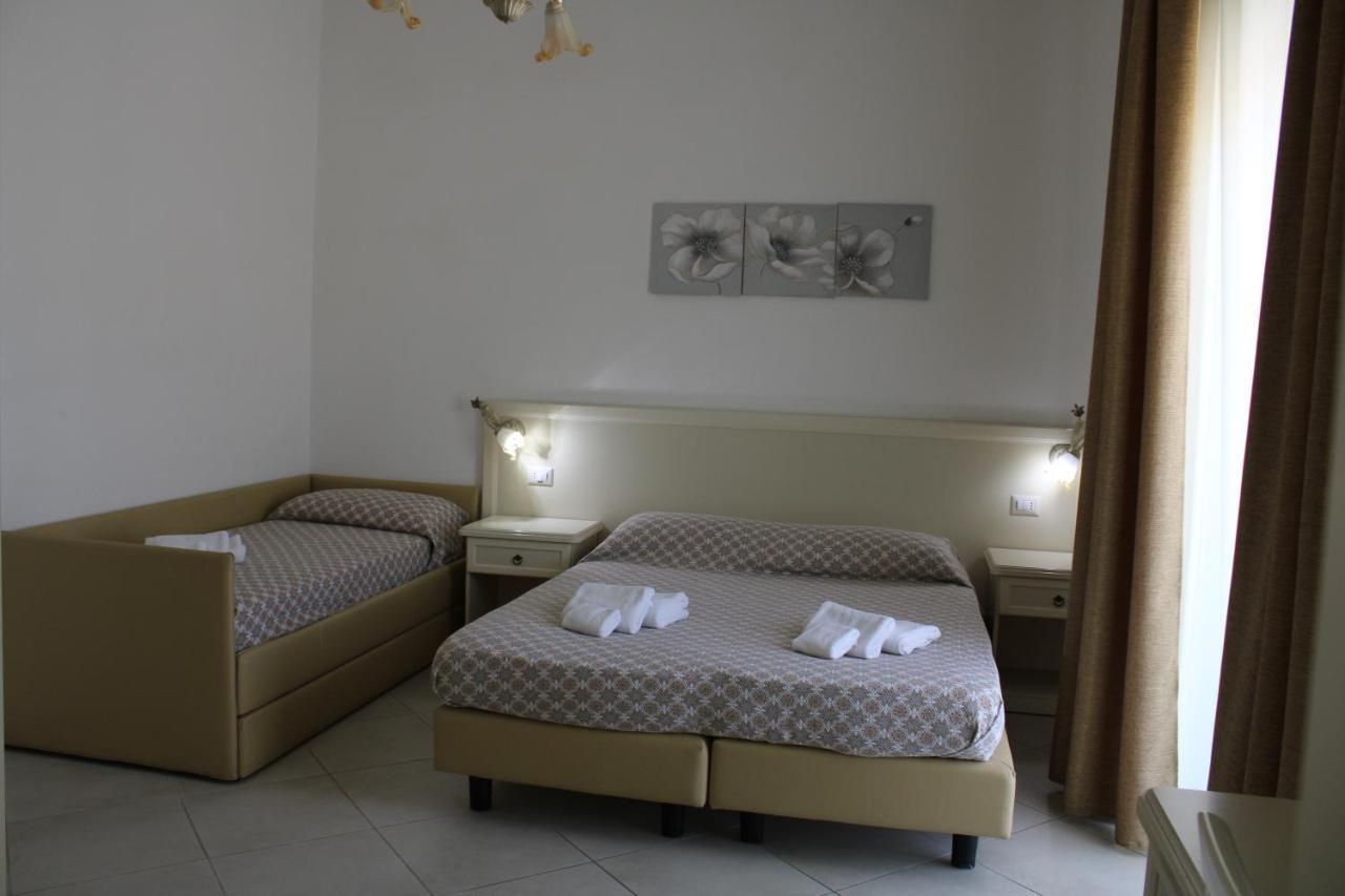 Classic Triple Room