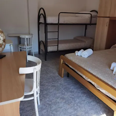 Rosy House-2