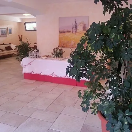 Zama Bed&Breakfast-2